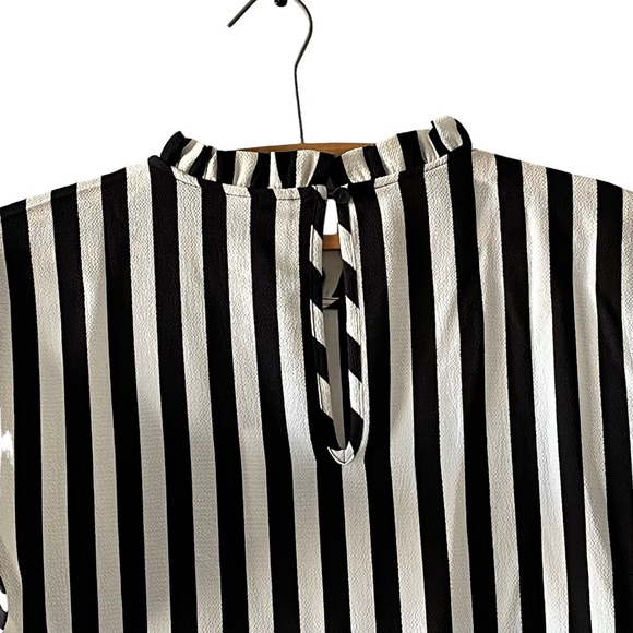Asos JDY Striped Ruffle Babydoll Blouse Size Small NWT - Picture 6 of 6